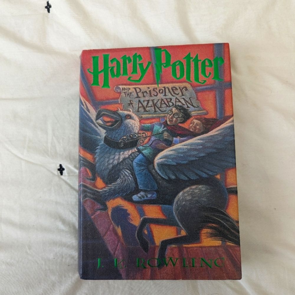 Harry Potter Prisoner of Azkaban Book J.K. Rowling's 1999 First Edition